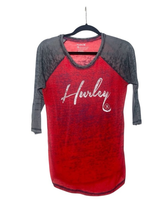 Hurley Tops - Hurley Women's 3/4 Sleeve Raglan Graphic Tee in Red & Heather Grey Size Medium
